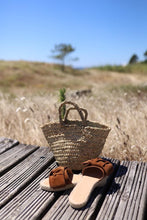 Cargar imagen en el visor de la galería, Malibú Bowtie Brown Sandals